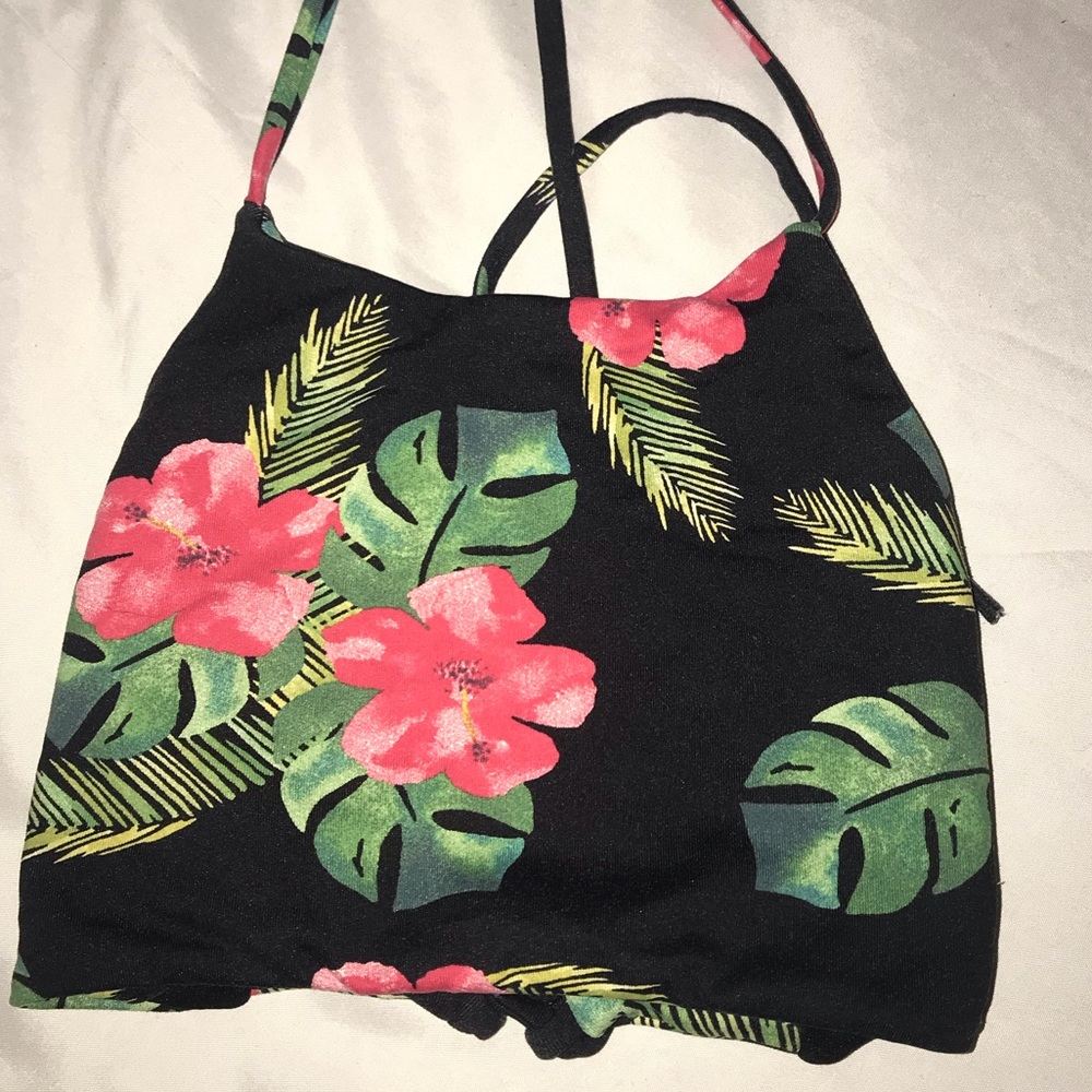 Midori Indie Halter Top Unpadded💓🌴